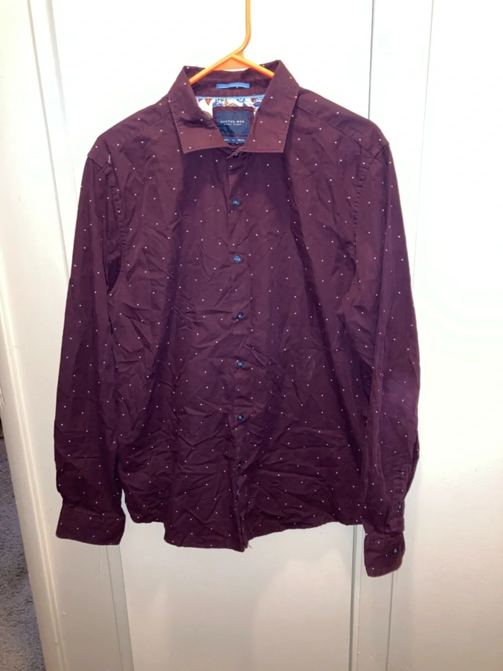 Cactus Man Ricky Singh Men's Burgundy Dot-Print Dress Shirt Medium - Picture 1 of 5